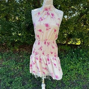 Cider Women’s Floral Halter Shirred Mini Dress‎ Peach Size M Party Cocktail